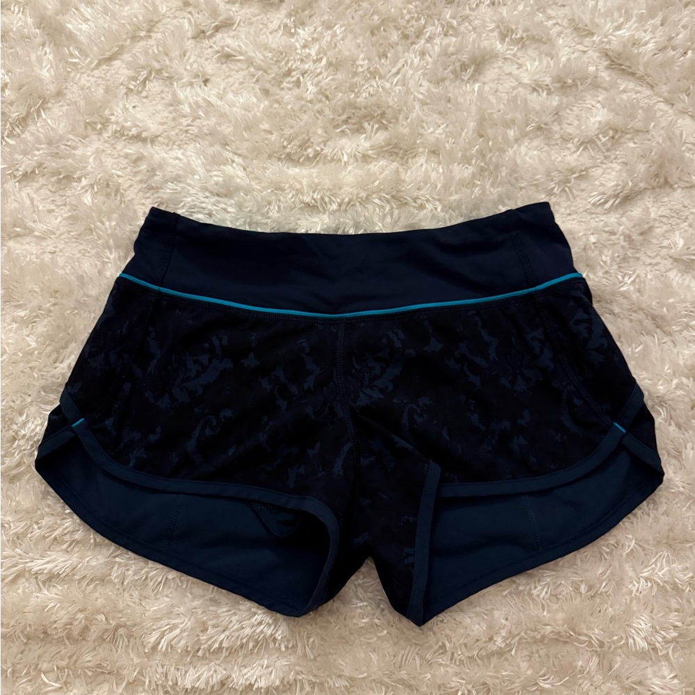 Blue Lululemon Speed up shorts 2.5 inch